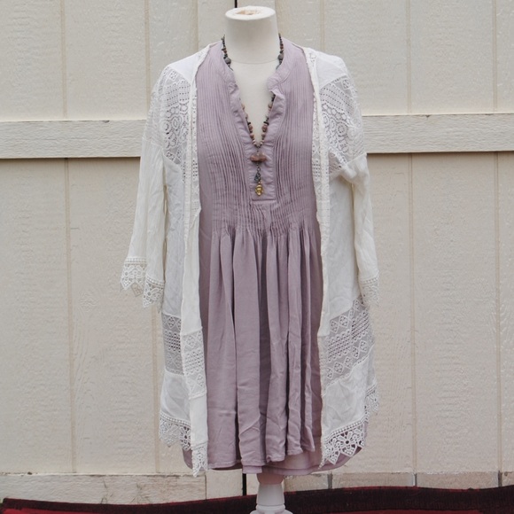 Lavender V-neck Long Sleeve Tunic - Picture 4 of 4